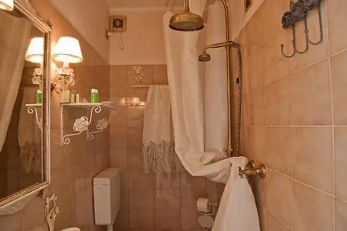 Hotel La Petite Maison Viareggio