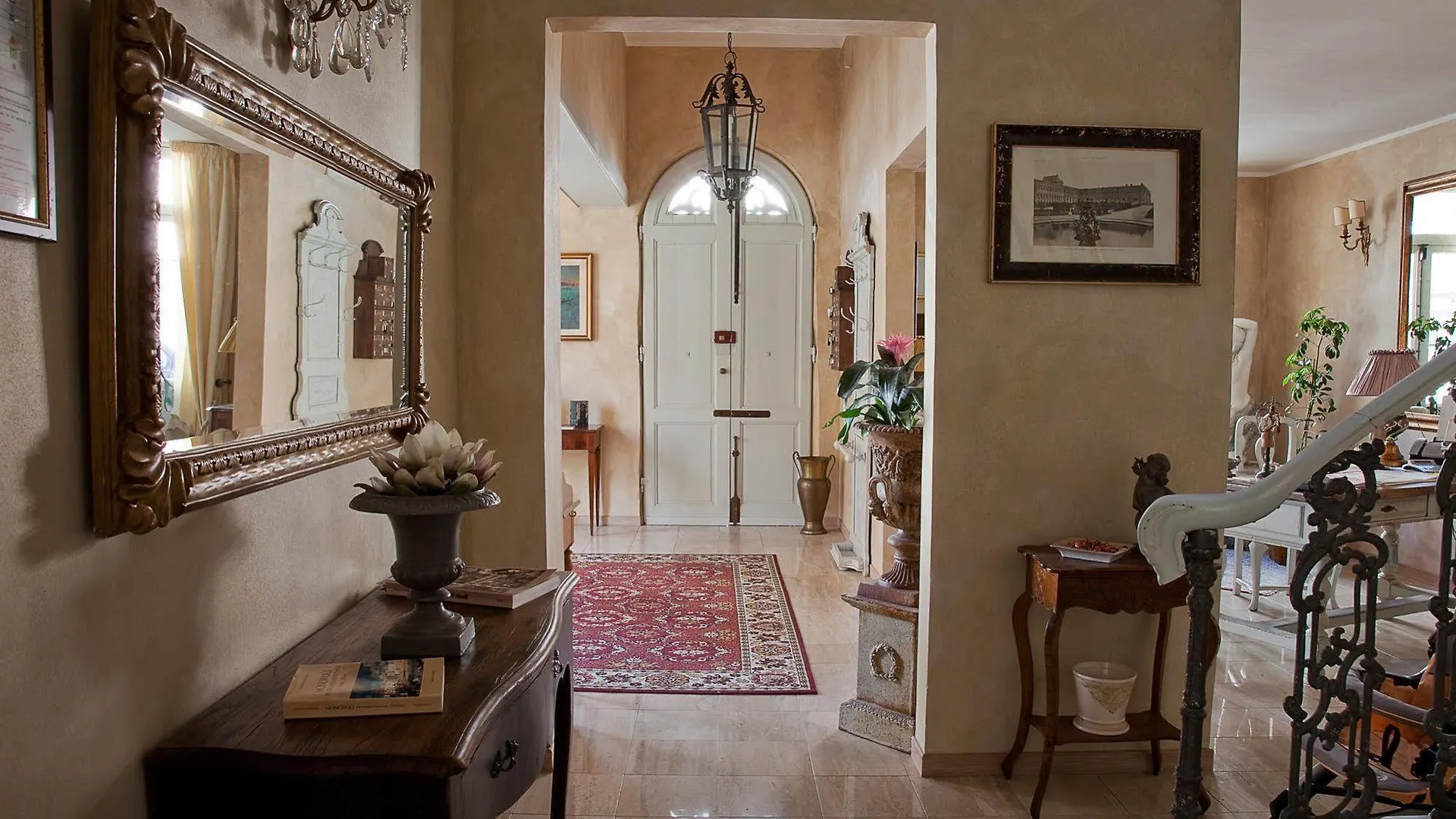 Hotel La Petite Maison Viareggio 3*,  Italien